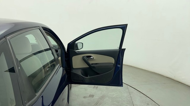 Second-hand 2013 Volkswagen Polo Petrol Highline 1.2L for sale in Chennai-16