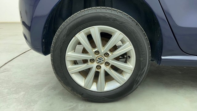 Second-hand 2013 Volkswagen Polo Petrol Highline 1.2L for sale in Chennai-18