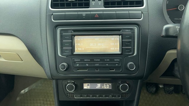 Second-hand 2013 Volkswagen Polo Petrol Highline 1.2L for sale in Chennai-34