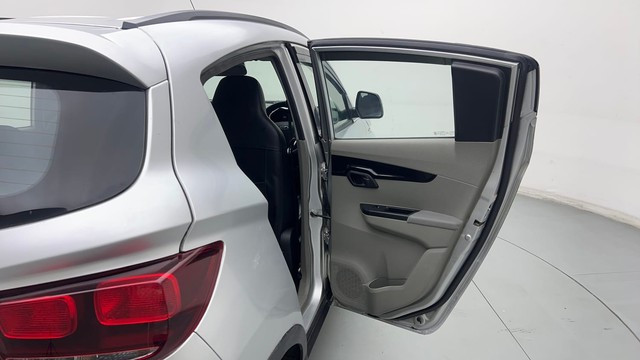 Second-hand 2016 Mahindra KUV 100 NXT G80 K8 6Str for sale in Ghaziabad-26