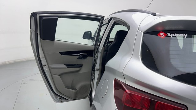 Second-hand 2016 Mahindra KUV 100 NXT G80 K8 6Str for sale in Ghaziabad-29