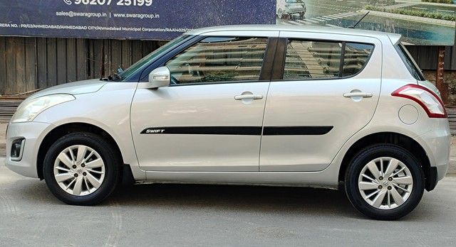 Second-hand 2015 Maruti Suzuki Swift ZXI BSIV for sale in Ahmedabad-5