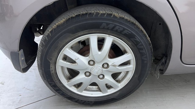 Second-hand 2015 Honda Brio VX AT for sale in Hyderabad-18