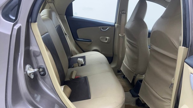 Second-hand 2015 Honda Brio VX AT for sale in Hyderabad-35