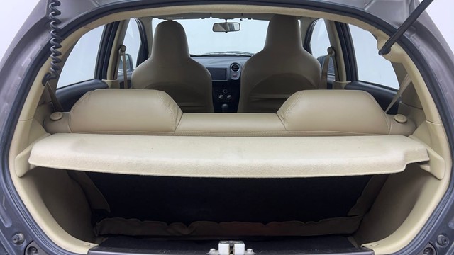 Second-hand 2015 Honda Brio VX AT for sale in Hyderabad-9