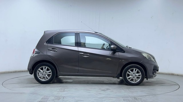 Second-hand 2015 Honda Brio VX AT for sale in Hyderabad-2