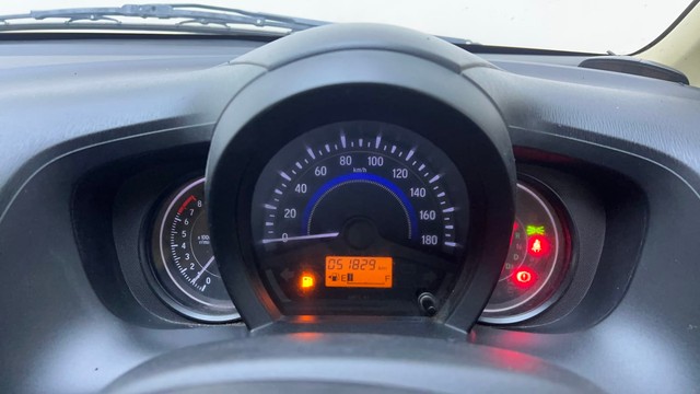 Second-hand 2015 Honda Brio VX AT for sale in Hyderabad-13