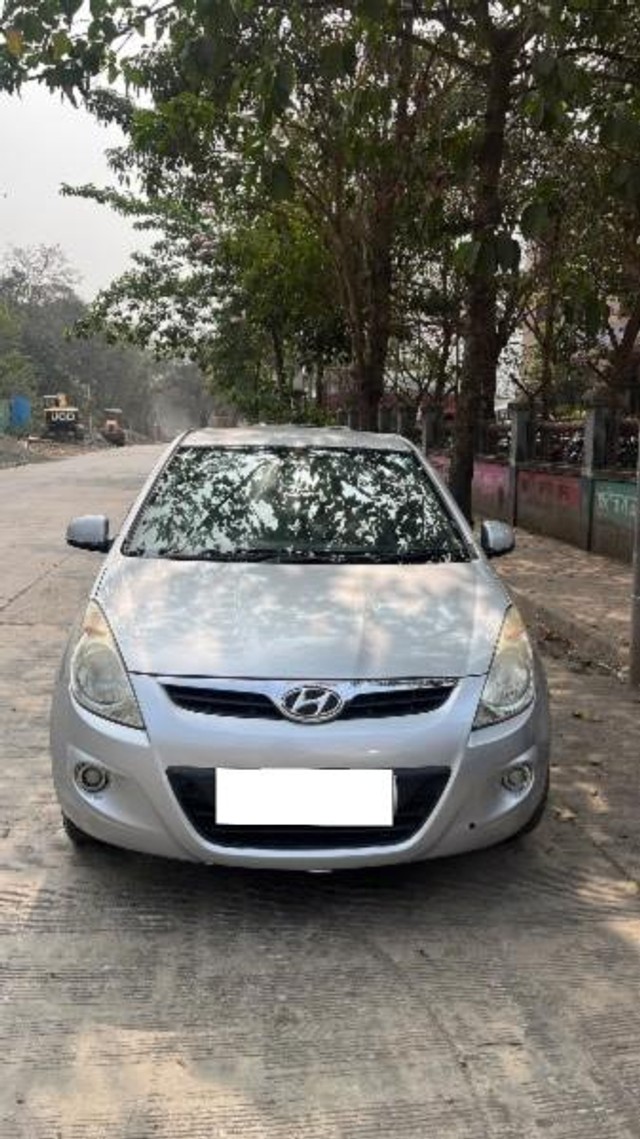 Second-hand 2010 Hyundai i20 1.2 Sportz for sale in Bhayandar-2