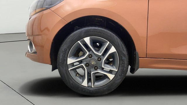 Tata Tigor 1.2 Revotron XZ Option Second-hand 2017 Tata Tigor 1.2 Revotron XZ Option for sale in Gulbarga-29