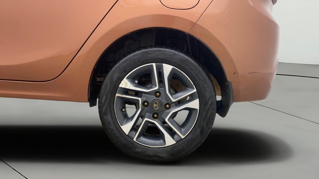 Tata Tigor 1.2 Revotron XZ Option Second-hand 2017 Tata Tigor 1.2 Revotron XZ Option for sale in Gulbarga-28