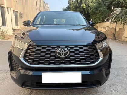 Second-hand 2024 Toyota Innova Hycross VX 7STR Hybrid for sale in New Delhi