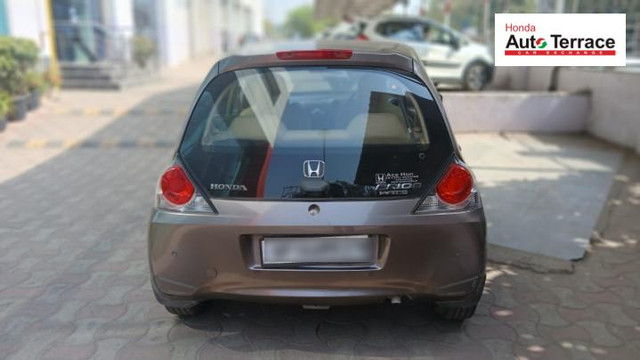 Honda Brio V AT Second-hand 2013 Honda Brio V AT for sale in Noida-3