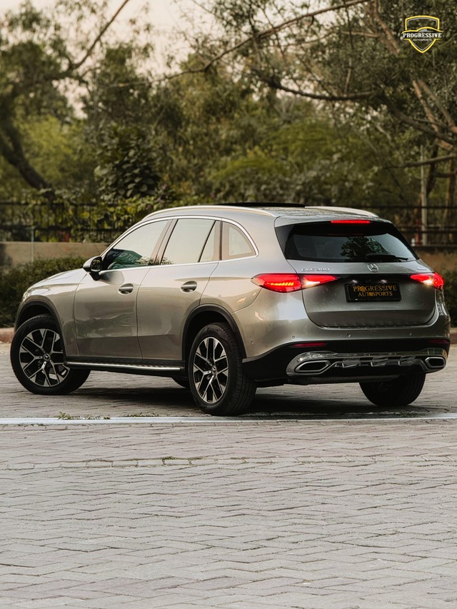 Second-hand 2024 Mercedes-Benz GLC 300 for sale in New Delhi-3