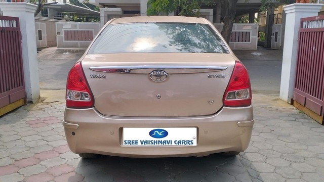 Second-hand 2011 Toyota Etios V for sale in Coimbatore-2