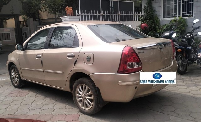 Second-hand 2011 Toyota Etios V for sale in Coimbatore-16