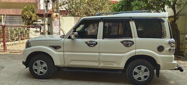 Second-hand 2015 Mahindra Scorpio S2 7 Seater for sale in Patna-3