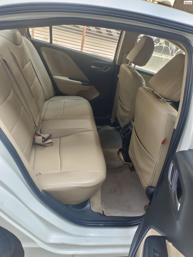 Second-hand 2018 Honda City V MT AVN for sale in Chennai-9