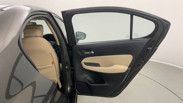 Second-hand 2021 Honda City VX MT for sale in Jaipur-28
