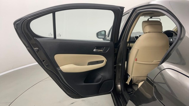 Second-hand 2021 Honda City VX MT for sale in Jaipur-23
