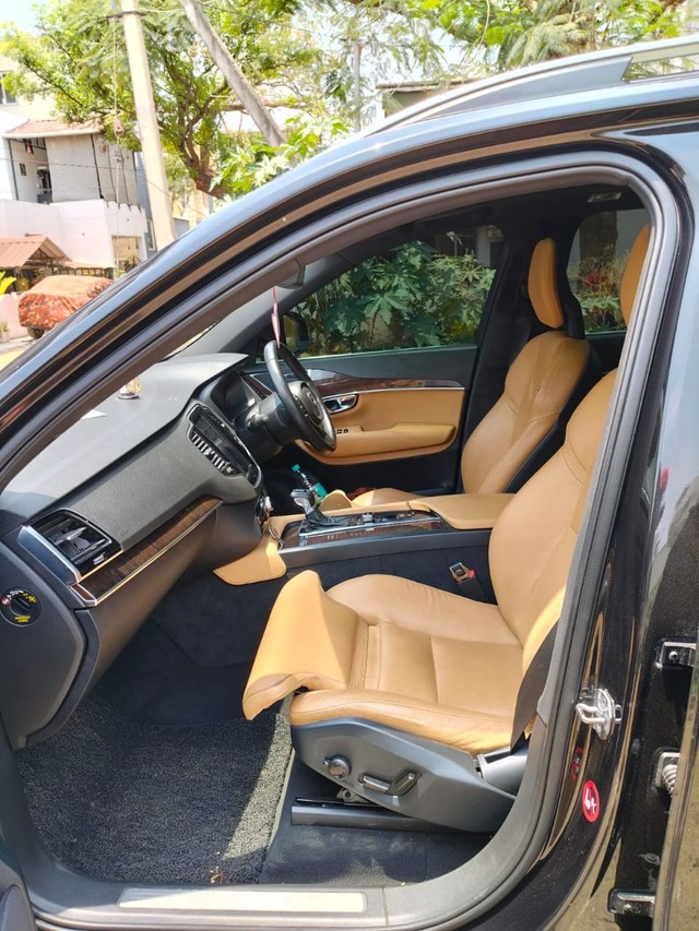 Second-hand 2017 Volvo XC90 D5 Inscription BSIV for sale in Coimbatore-8