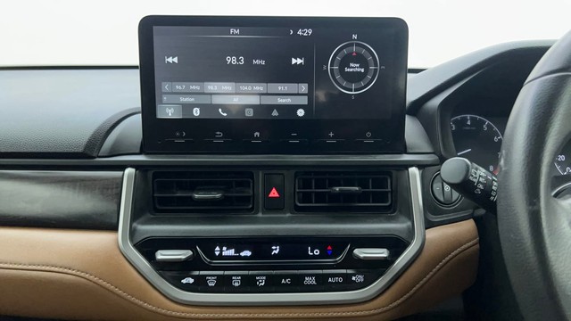 Second-hand 2023 Honda Elevate ZX Non RF for sale in Ahmedabad-30