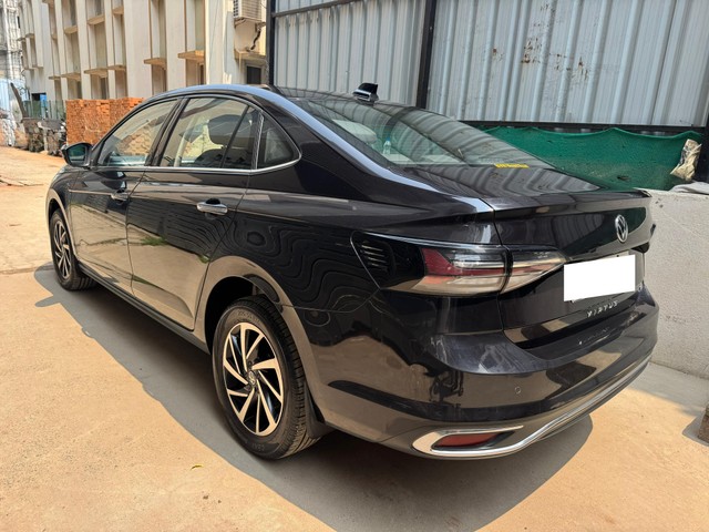 Second-hand 2024 Volkswagen Virtus Topline AT for sale in Chennai-6