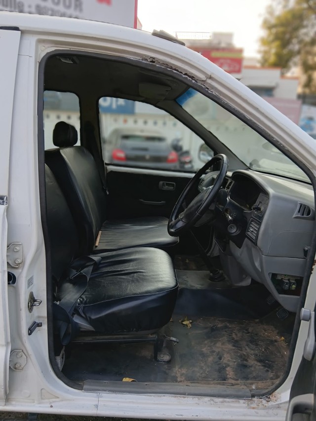 Chevrolet Tavera LS B3 - 10 seats BSIII Second-hand 2006 Chevrolet Tavera LS B3 - 10 seats BSIII for sale in Ahmedabad-15