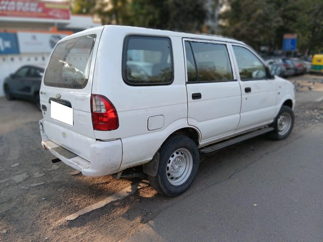 Chevrolet Tavera LS B3 - 10 seats BSIII Second-hand 2006 Chevrolet Tavera LS B3 - 10 seats BSIII for sale in Ahmedabad-1