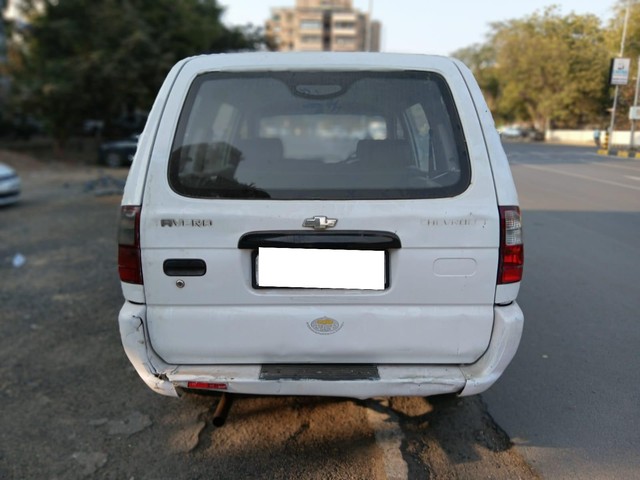 Chevrolet Tavera LS B3 - 10 seats BSIII Second-hand 2006 Chevrolet Tavera LS B3 - 10 seats BSIII for sale in Ahmedabad-2