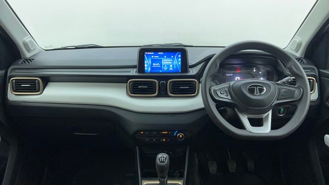 Second-hand 2024 Tata Punch Accomplished CNG for sale in Ahmedabad-11