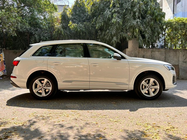 Second-hand 2025 Audi Q7 Premium Plus for sale in New Delhi-1