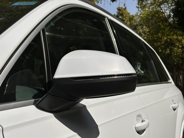Second-hand 2025 Audi Q7 Premium Plus for sale in New Delhi-18