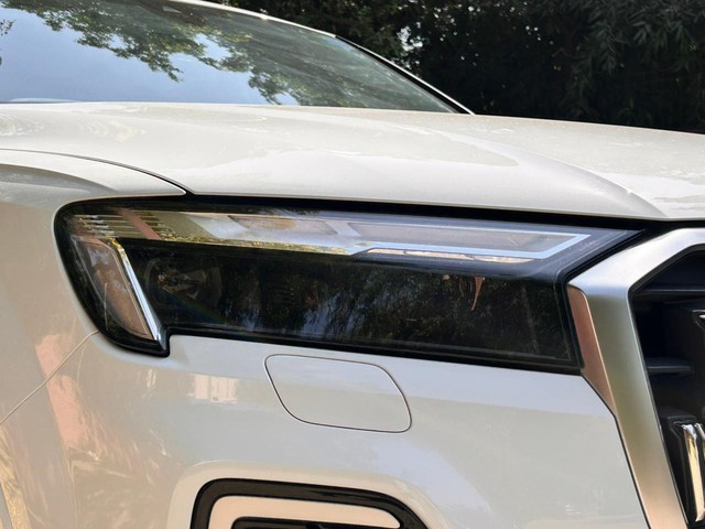 Second-hand 2025 Audi Q7 Premium Plus for sale in New Delhi-16