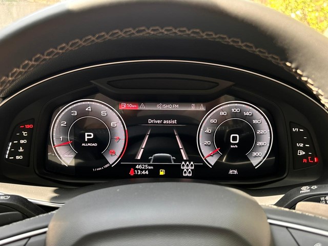 Second-hand 2025 Audi Q7 Premium Plus for sale in New Delhi-10