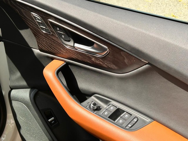 Second-hand 2025 Audi Q7 Premium Plus for sale in New Delhi-5