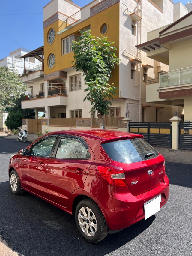 Second-hand 2017 Ford Figo 1.5P Titanium AT for sale in Bangalore-3