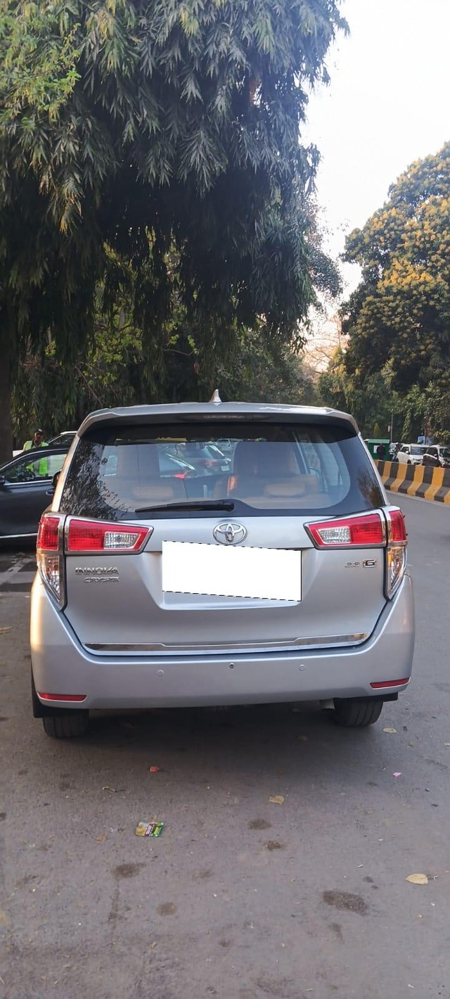 Second-hand 2016 Toyota Innova 2.5 GX (Diesel) 7 Seater BS IV for sale in New Delhi-2