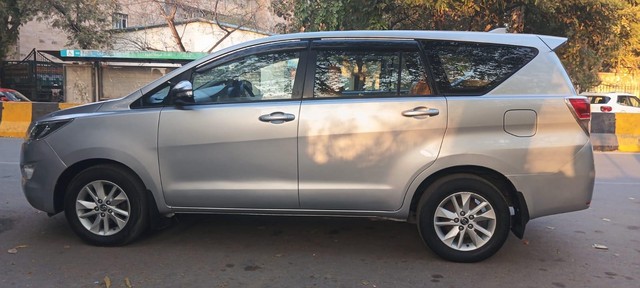 Second-hand 2016 Toyota Innova 2.5 GX (Diesel) 7 Seater BS IV for sale in New Delhi-3