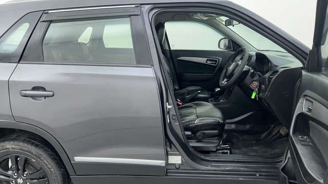 Second-hand 2019 Maruti Suzuki Vitara Brezza ZDi for sale in Ahmedabad-15