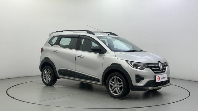 Second-hand 2023 Renault Triber RXZ for sale in Ahmedabad-1