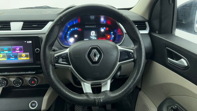 Second-hand 2023 Renault Triber RXZ for sale in Ahmedabad-37