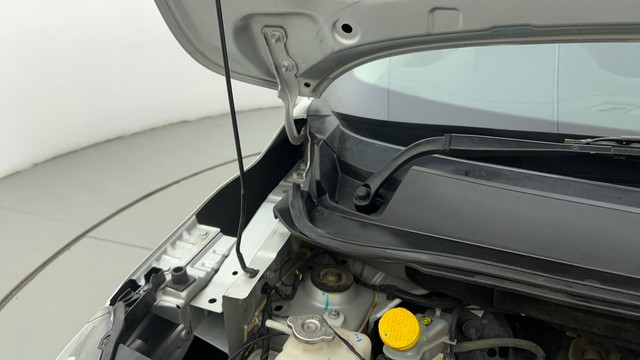 Second-hand 2023 Renault Triber RXZ for sale in Ahmedabad-34