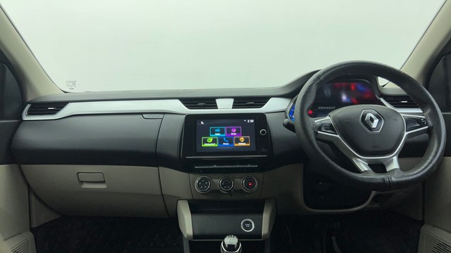 Second-hand 2023 Renault Triber RXZ for sale in Ahmedabad-11