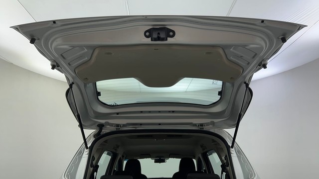 Second-hand 2023 Renault Triber RXZ for sale in Ahmedabad-25