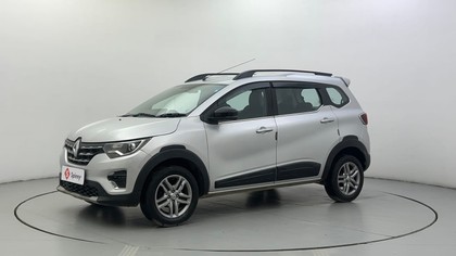 Second-hand 2023 Renault Triber RXZ for sale in Ahmedabad