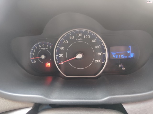 Second-hand 2016 Hyundai i10 Magna for sale in Gurgaon-7