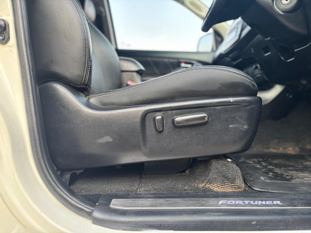 Second-hand 2016 Toyota Fortuner 4x4 AT for sale in Ahmedabad-12