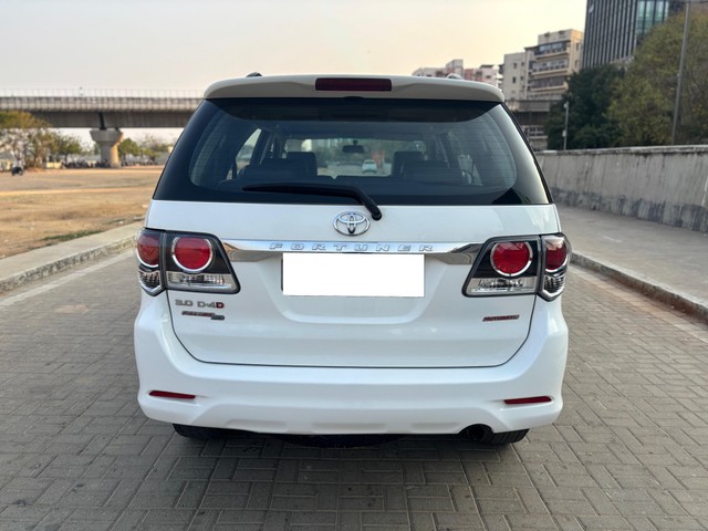 Second-hand 2016 Toyota Fortuner 4x4 AT for sale in Ahmedabad-2