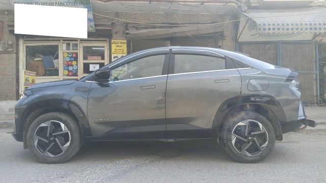 Second-hand 2024 Tata Curvv Creative S Diesel for sale in Sahibabad-6