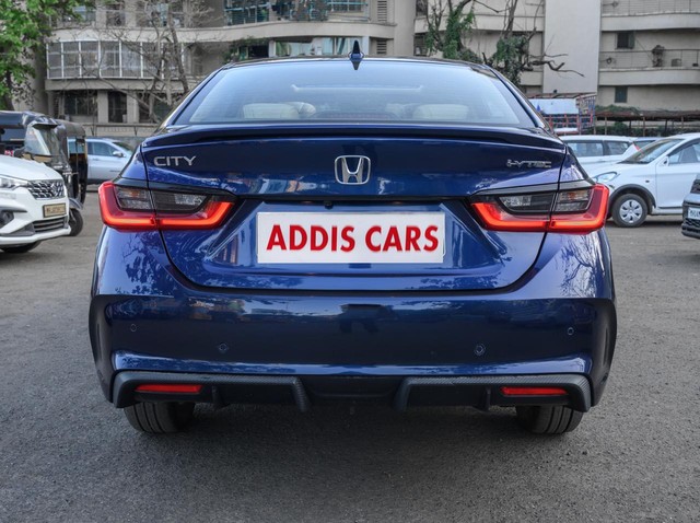 Second-hand 2024 Honda City ZX CVT for sale in Mumbai-2